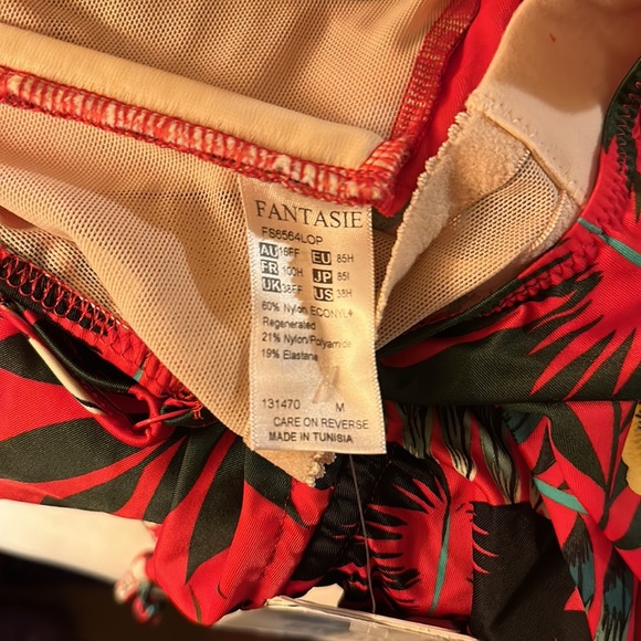 Bra size 38H bottom L with tie sides. New with tags and hygiene strip intact - Picture 6 of 7